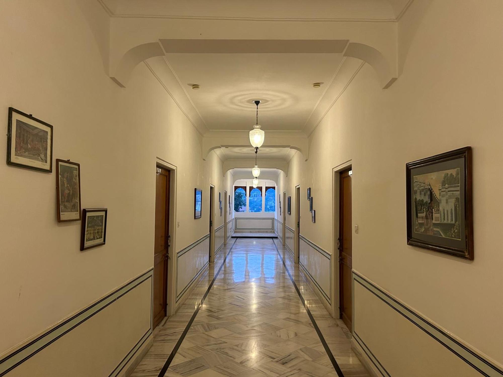 Adhbhut Hotel Jaipur Ngoại thất bức ảnh