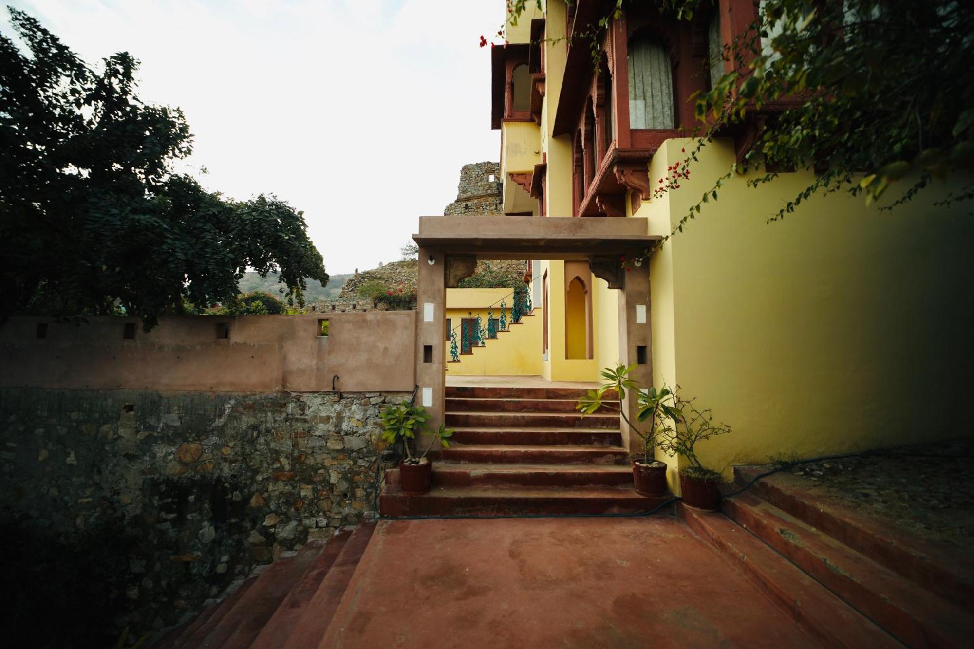 Adhbhut Hotel Jaipur Ngoại thất bức ảnh