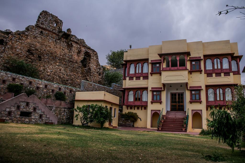 Adhbhut Hotel Jaipur Ngoại thất bức ảnh