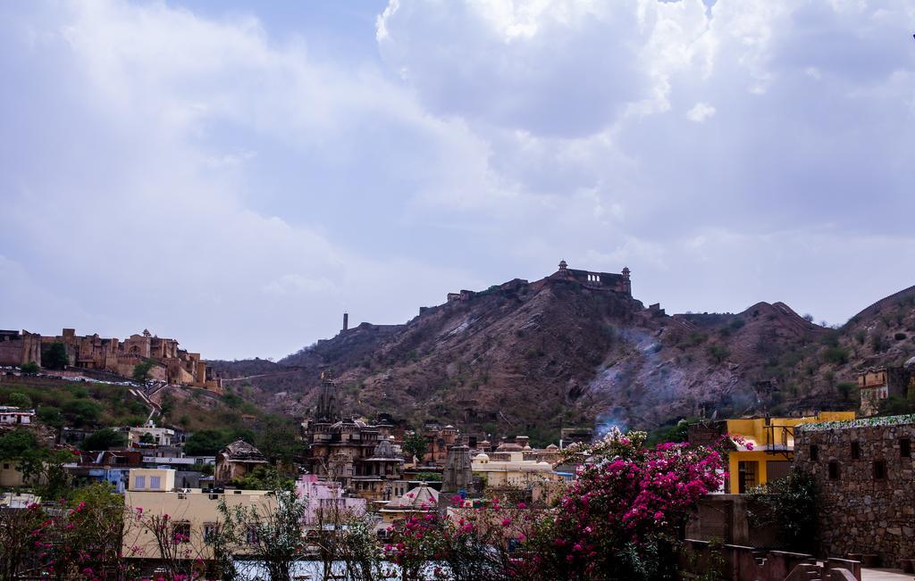 Adhbhut Hotel Jaipur Ngoại thất bức ảnh
