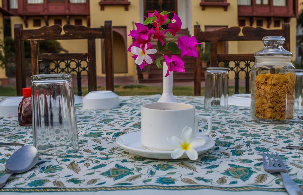 Adhbhut Hotel Jaipur Ngoại thất bức ảnh