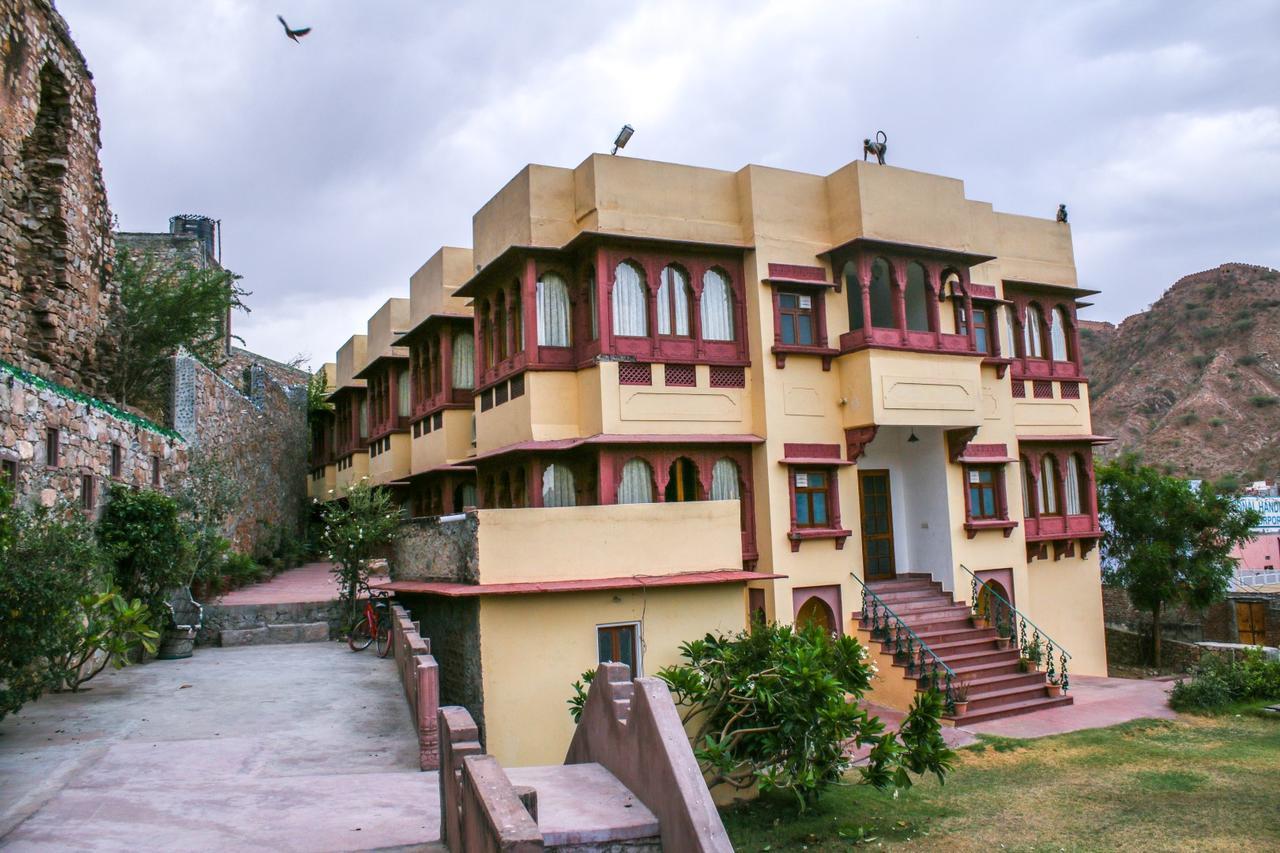 Adhbhut Hotel Jaipur Ngoại thất bức ảnh